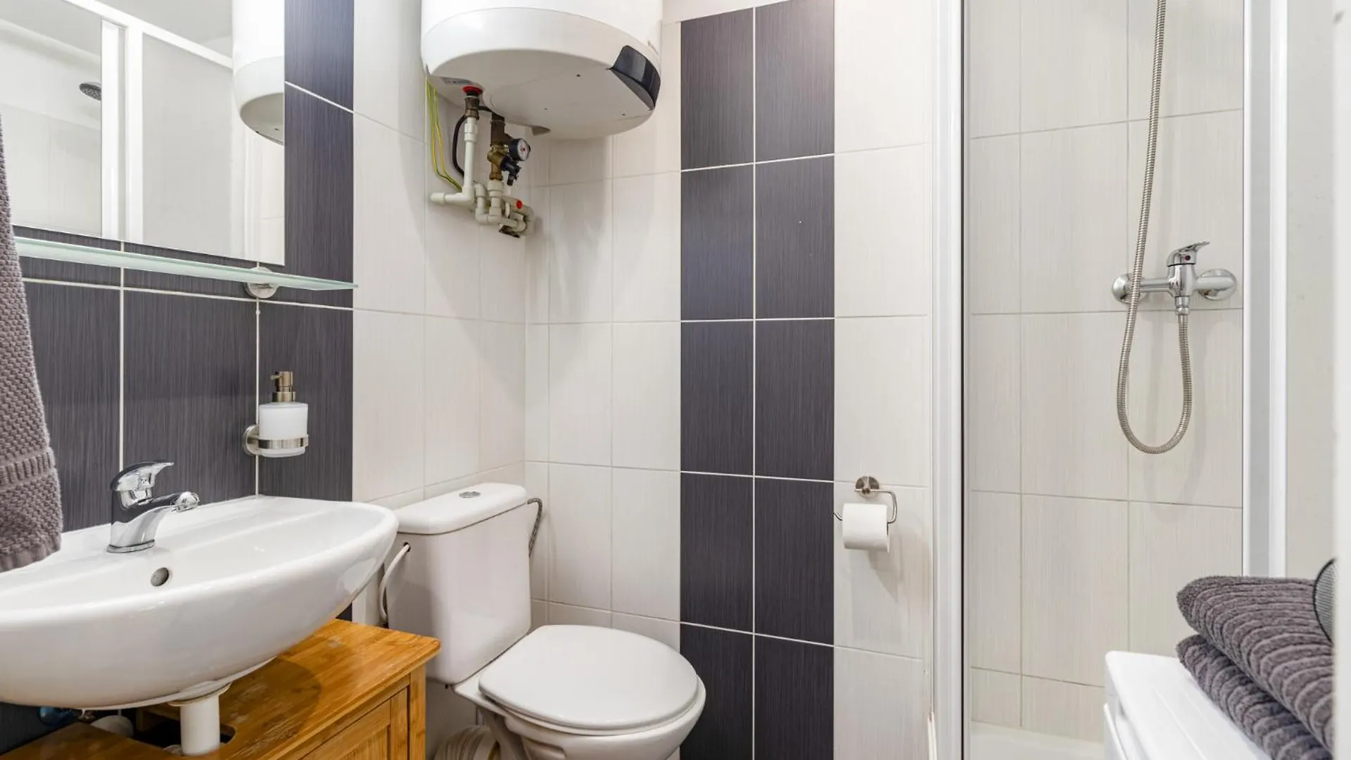 Apartment Charming Loft Studio Near Metro & Old Town Prague Czech Republic