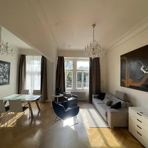  Apartment River View Manes
