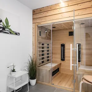  Apartment Seifert